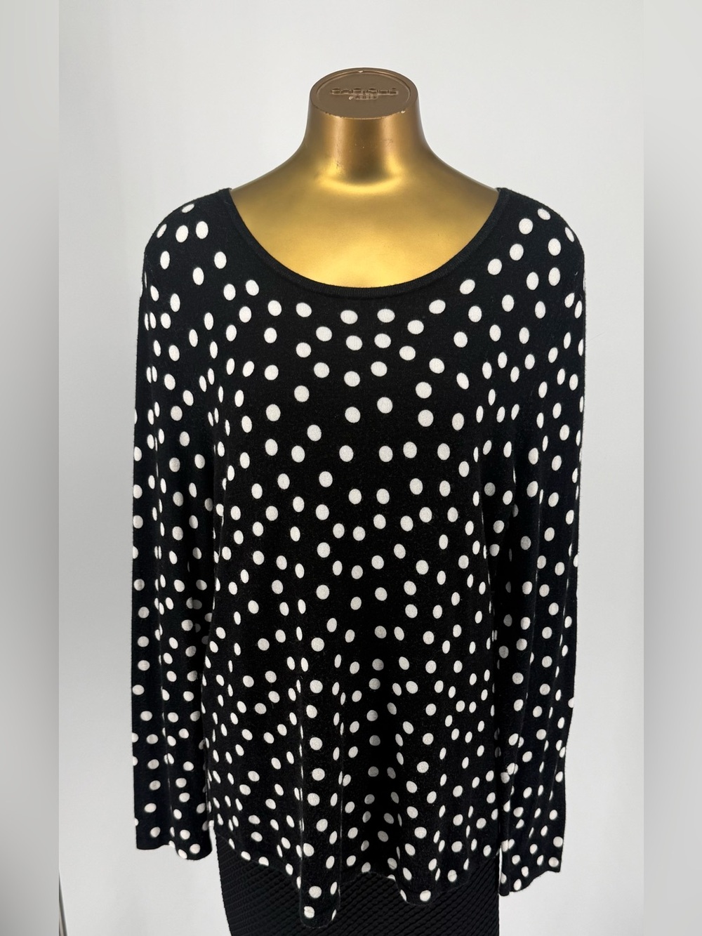 Chico's Size 2 Black & White Polka Dot Sweater Top with Back Zip